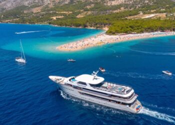 Adriatica: k260 Split to Dubrovnik Cruise 2025 | Croatia Cruise